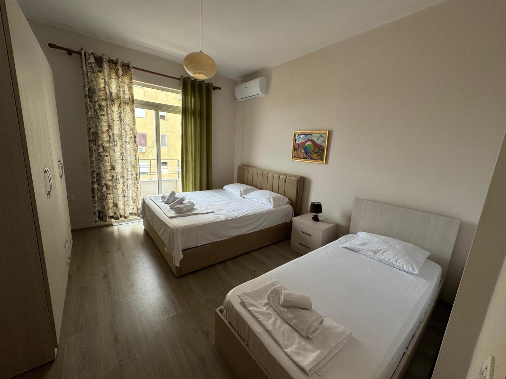 Shkodra Apartments Exteriör bild